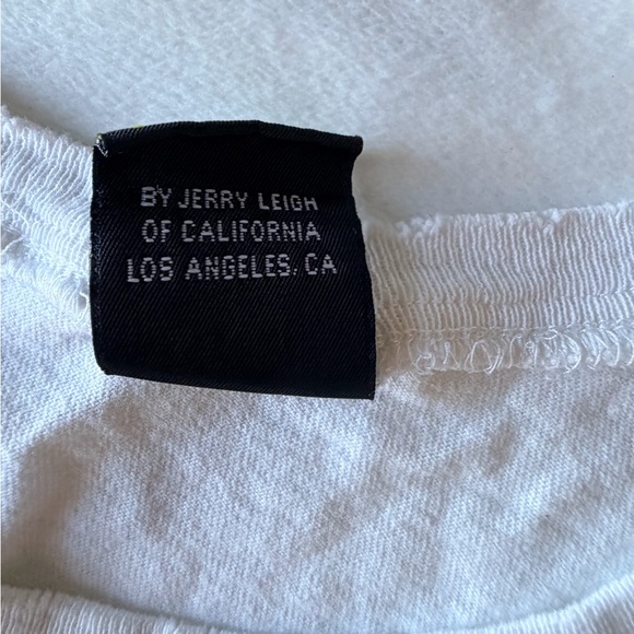 Vintage Disney Mickey Minnie Hawaiian Graphic Crop Tank Top medium - Picture 5 of 9